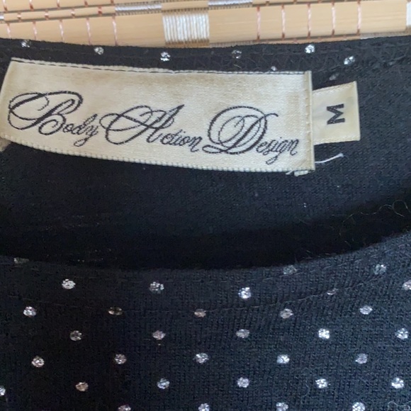 Vintage 1980s embellish with silver white sequins in black fabric in size Medium - Picture 11 of 14